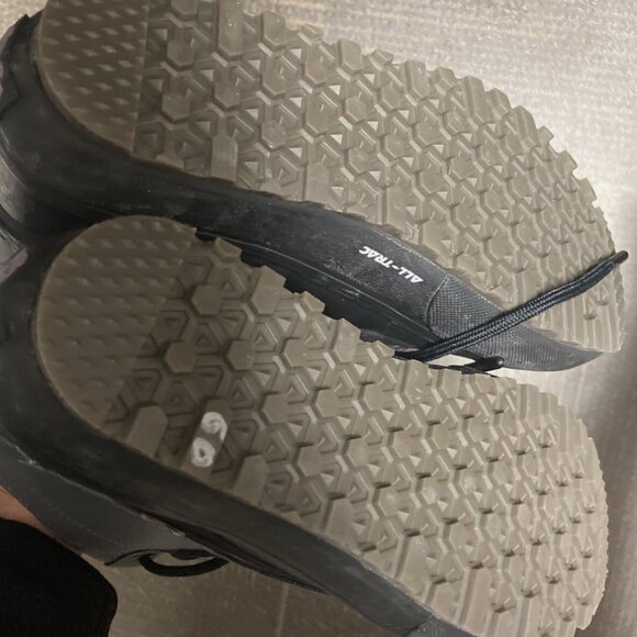 Vans Women's 7 Standard Mid Winter Snow MTE All-Trac Boots Gray/Black/Lavender - Picture 6 of 6